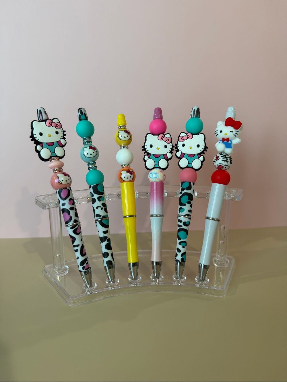Hello Kitty Themed Pink & Teal Ballpoint Beaded Pen Set